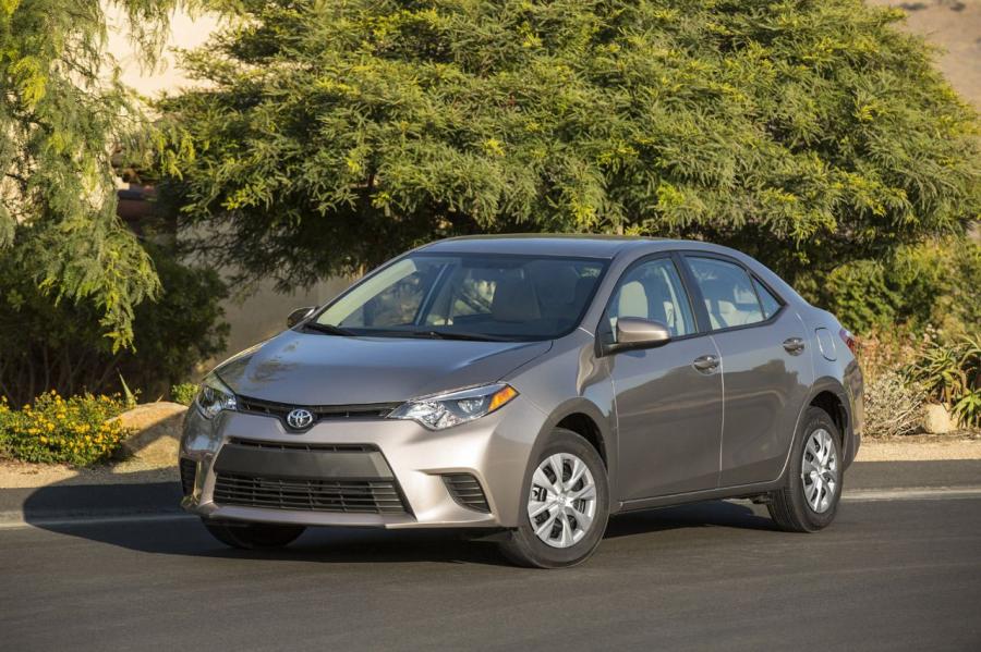  Toyota Corolla 2014 года  (фото 152 из 212)